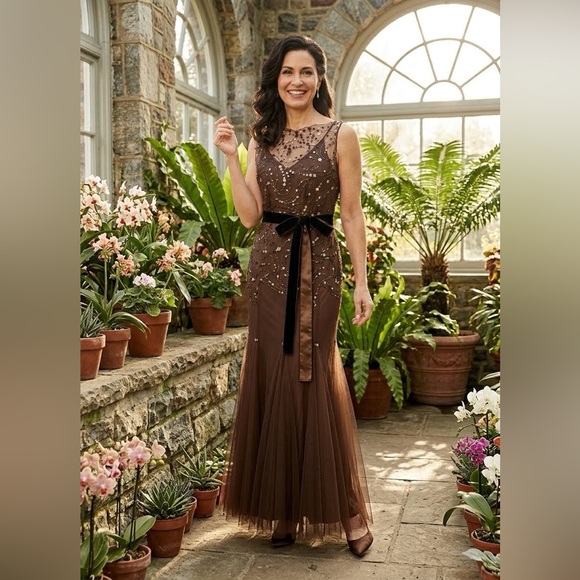 Carol Peretz Dresses & Skirts - CAROL PERETZ Luxury Evening Gown size 10